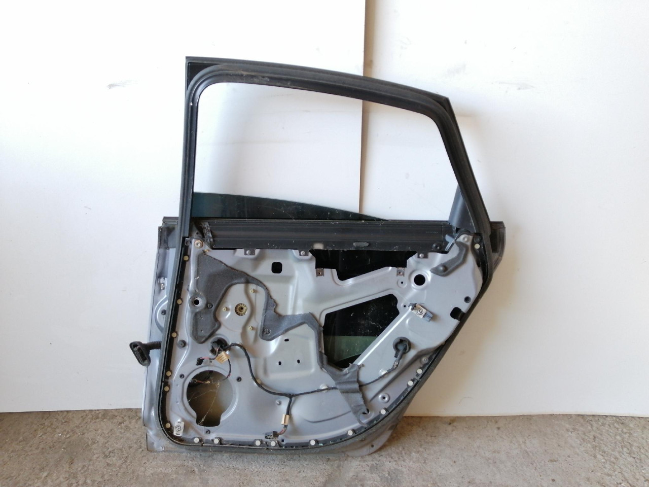 ZD VRATA A6 4F (04-08) DIJELOVI