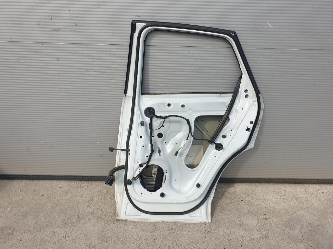 ZD VRATA Q3 8U (11-14) DIJELOVI