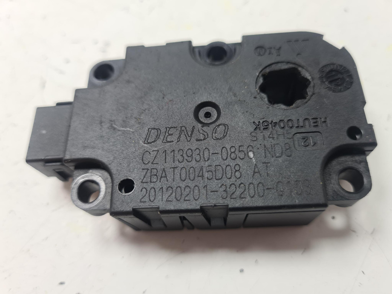 AKTUATOR AC MOTORIC A6 4G (10-14) CZ1139300856 DIJELOVI