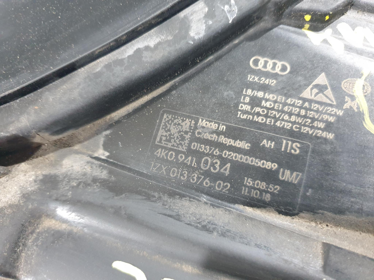D FAR XENON A6 4K (18-21) 4K0941034 1ZX01337602