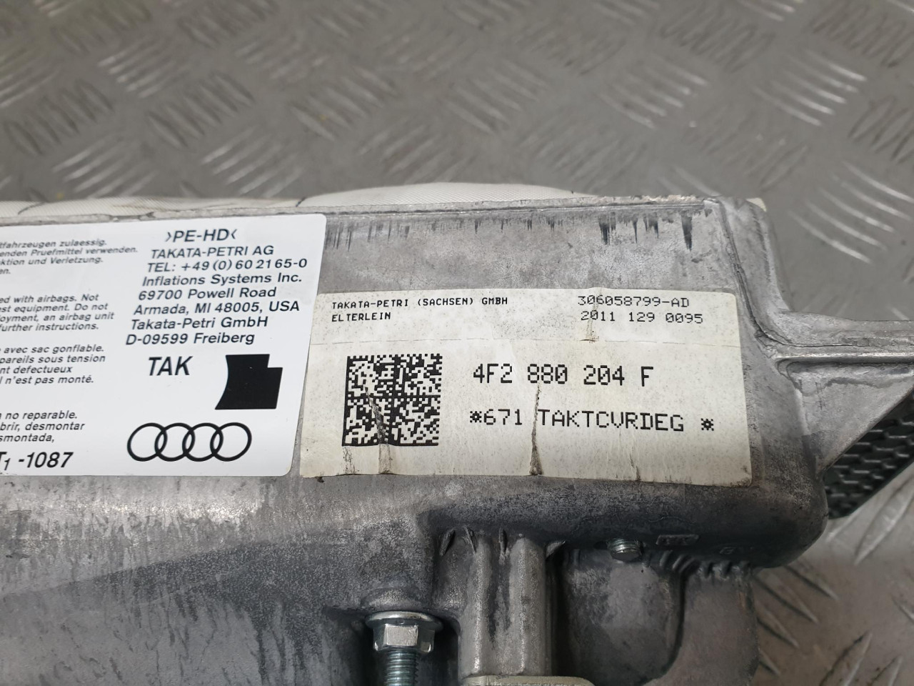 DESNI AIRBAG SUVOZAC A6 4F (08-11) 4F2880204F DIJELOVI