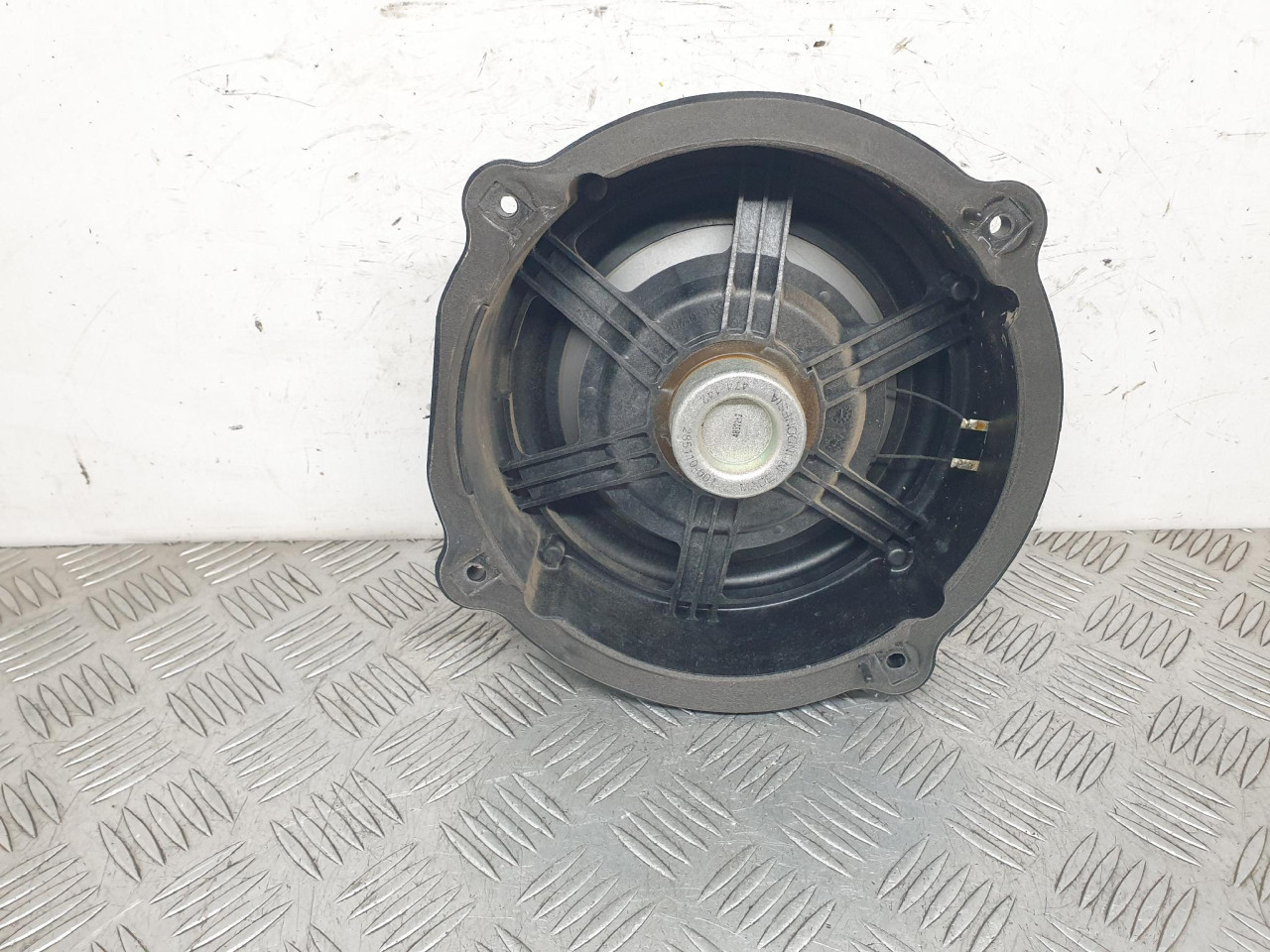 ZVUCNIK Q7 4L (08-15) 4L0035415B DIJELOVI