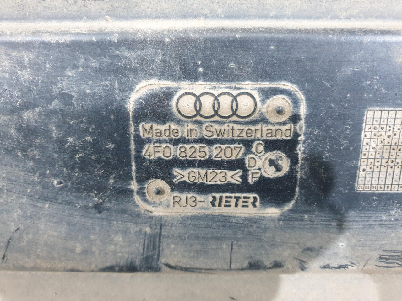 L PODNA ZASTITA A6 4F (08-11) 4F0825207C DIJELOVI