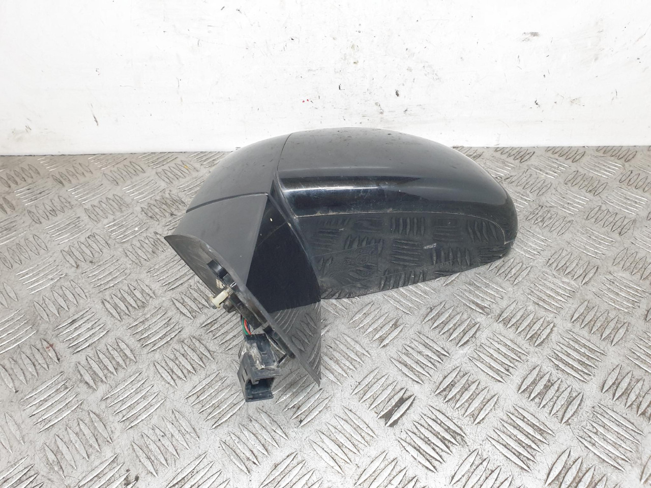 L RETROVIZOR Captiva (06-11) E4022558 DIJELOVI