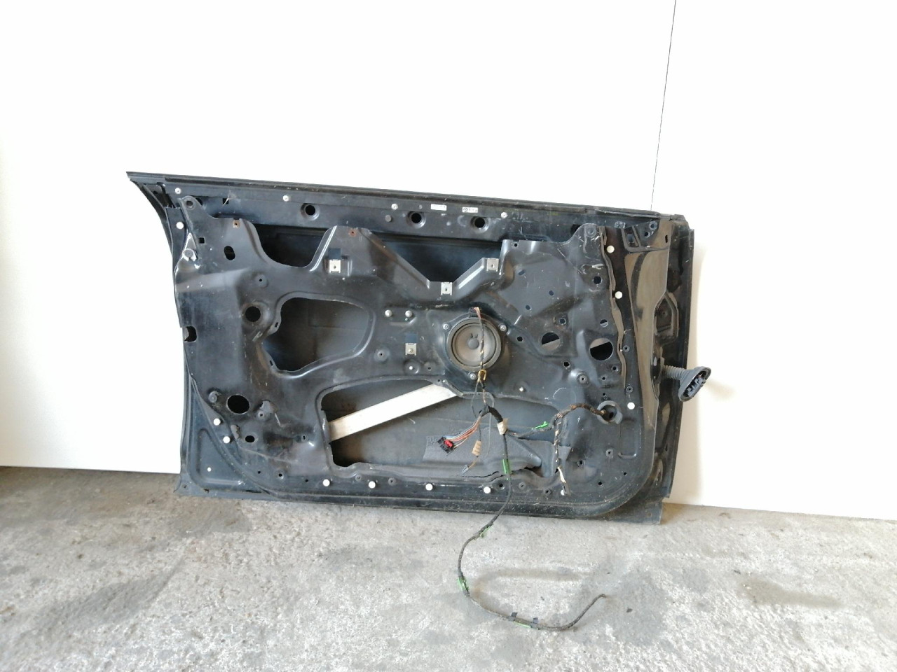 PL VRATA A6 4F (04-08) DIJELOVI
