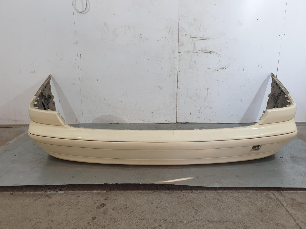 ZADNJI BRANIK C W203 (04-07) A2038850925 DIJELOVI