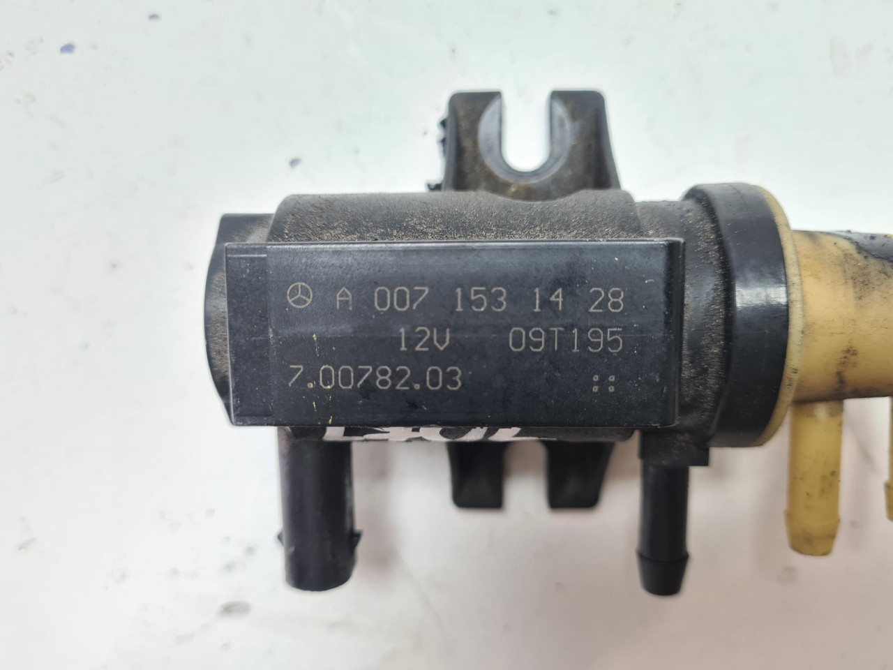 VAKUM VENTIL C W204 (07-11) 2.2 125kW A0071531428