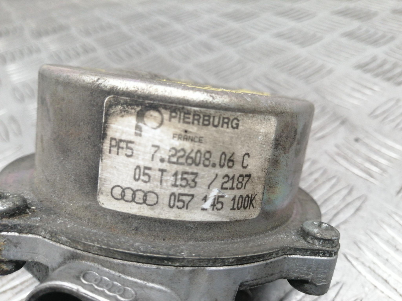 TANDEM VAKUM PUMPA A4 B7 (04-08) 2.5 120kW 057145100K