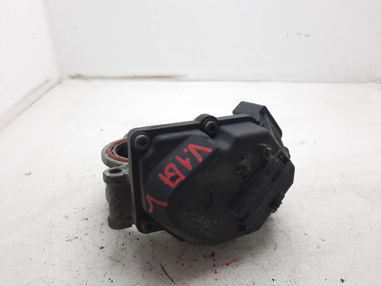 KLAPNA GASA Touareg 7P (10-14) 4.2 250kW 057128063H