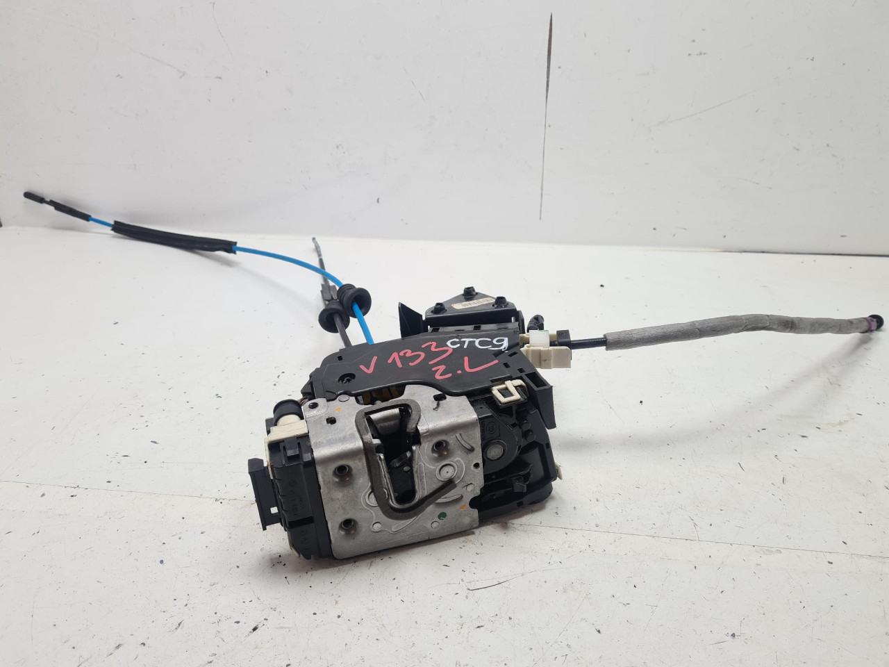 ZL BRAVA VRATA C W204 (07-11) A2047302135 DIJELOVI