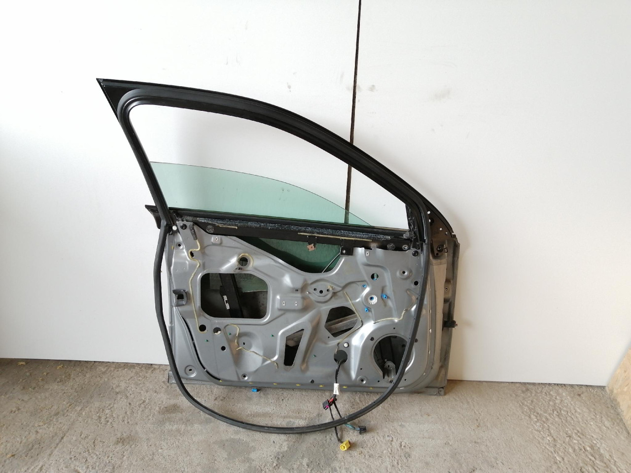 PL VRATA A4 B7 (04-08) DIJELOVI
