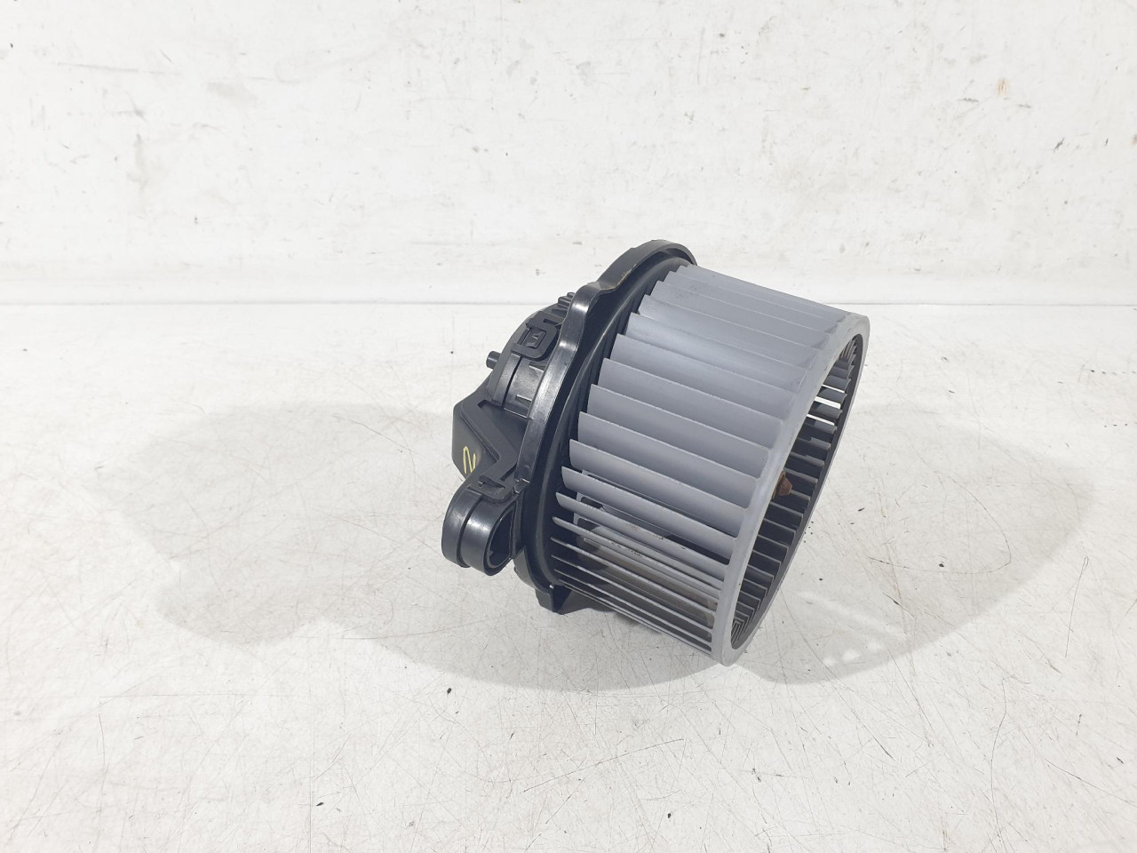 VENTILATOR KABINE ix35 (09-13) F00S3B2442 DIJELOVI