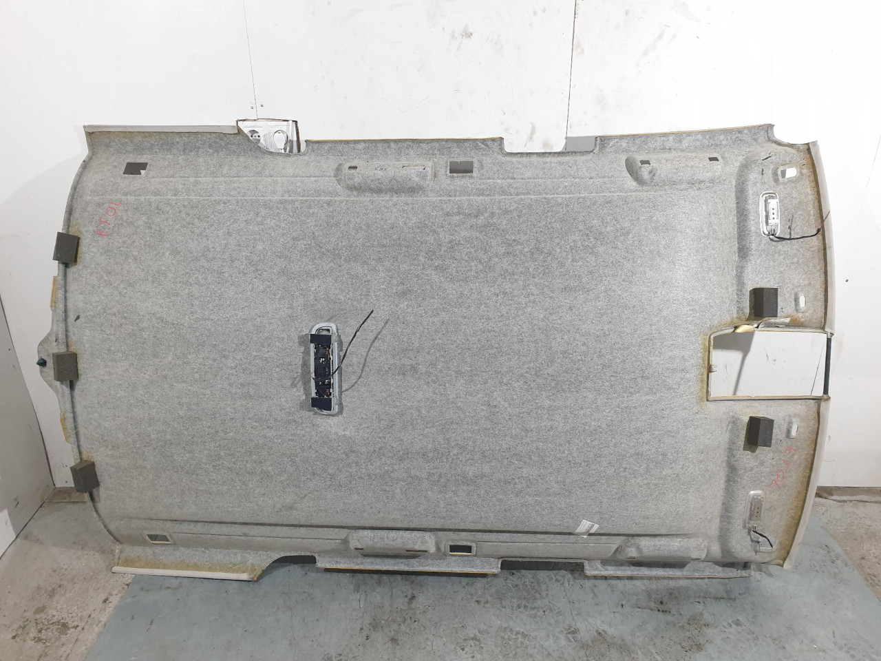 TAPACIRUNG NEBO KROVA A6 4F (08-11) 4F9867505 DIJELOVI