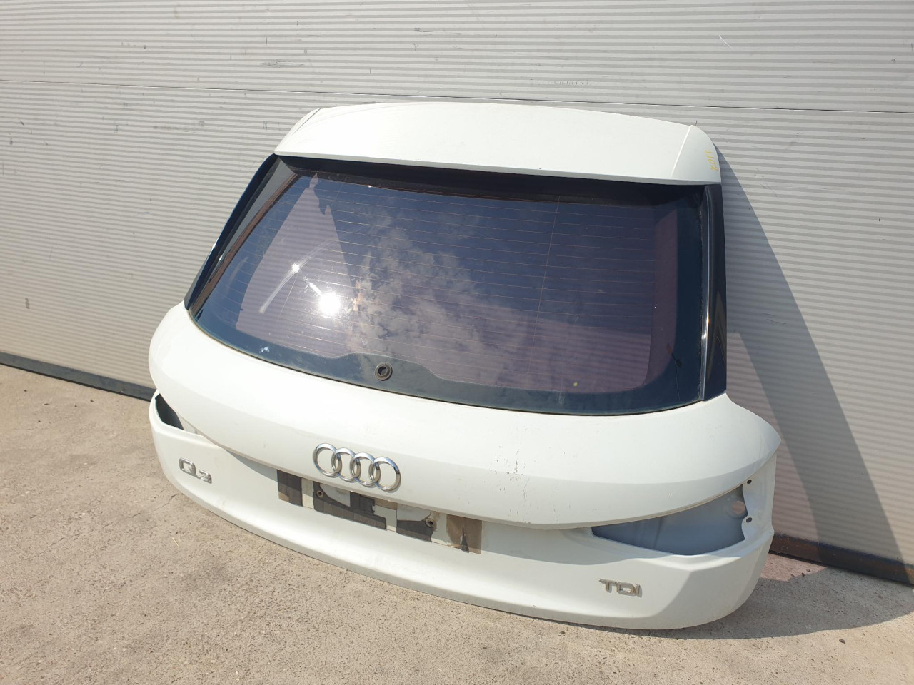 GEPEK VRATA Q3 8U (11-14) DIJELOVI