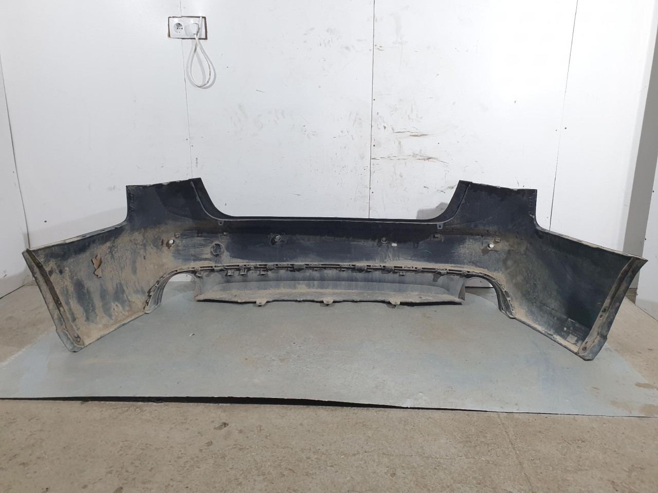 ZADNJI BRANIK A6 4G (10-14) 4G5807511 DIJELOVI