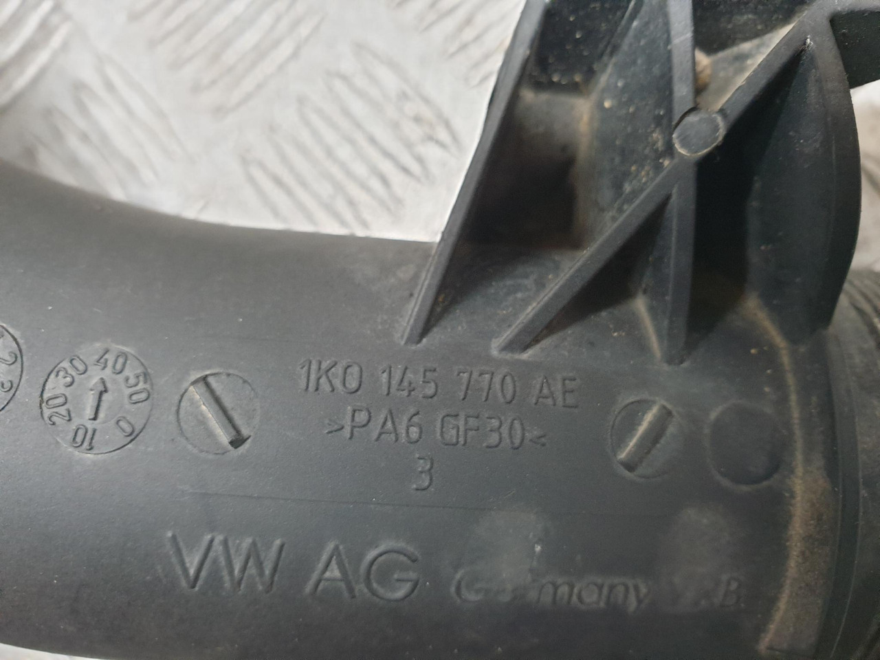 CRIJEVO INTERKULERA Octavia A5 (08-13) 1K0145770AE