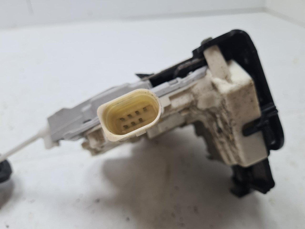 ZD BRAVA VRATA A4 B7 (04-08) 8E0839016AA DIJELOVI