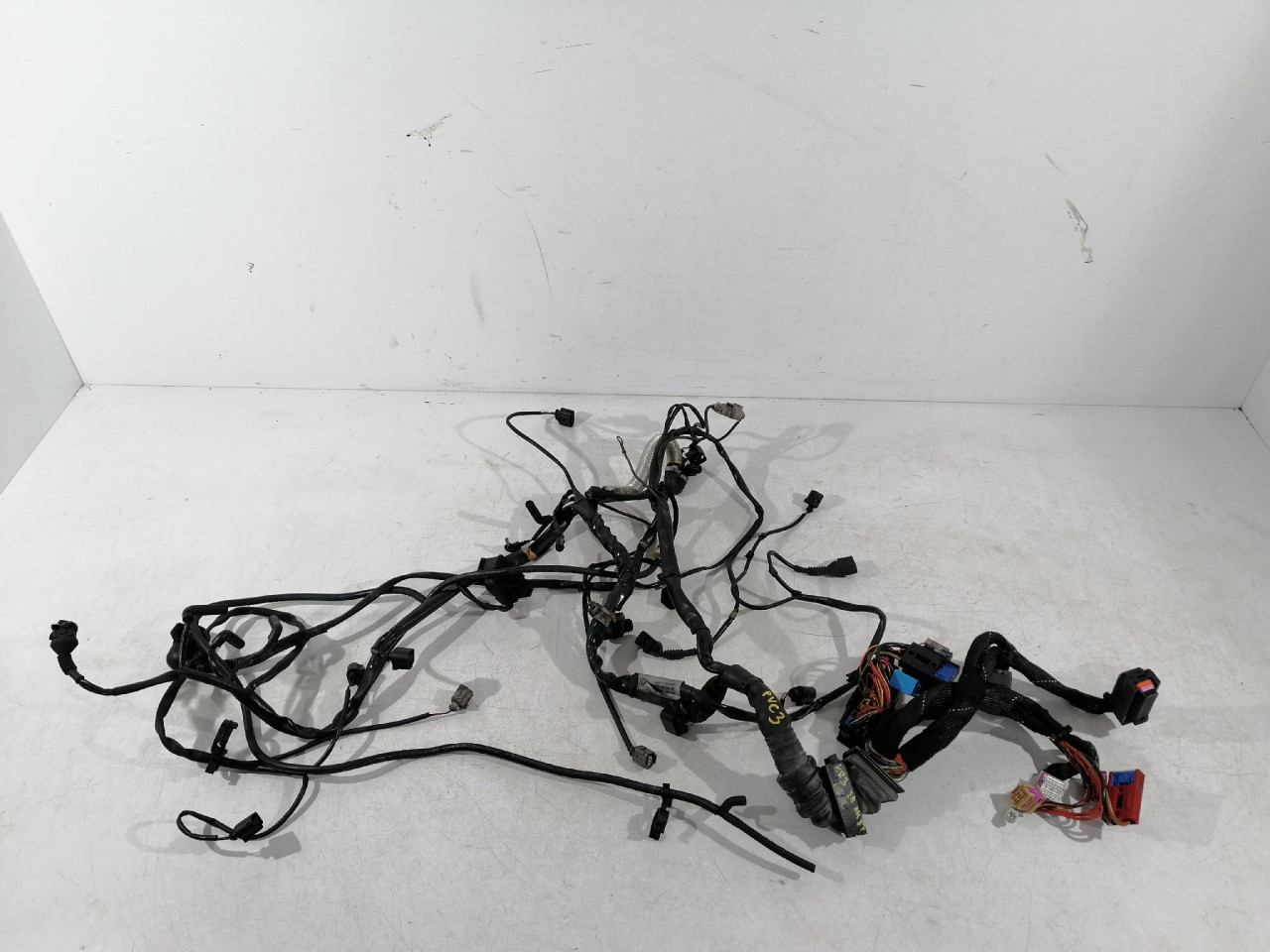 INSTALACIJA MOTORA A4 B7 (04-08) BDG 2.5 120kW DIJELOVI
