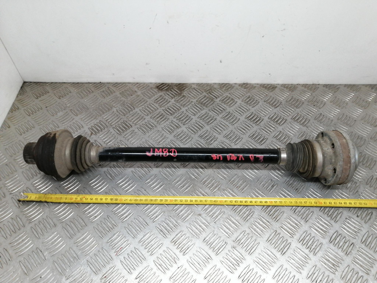 D ZADNJA POLUOSOVINA A6 4G (10-14) 8R0501203C DIJELOVI