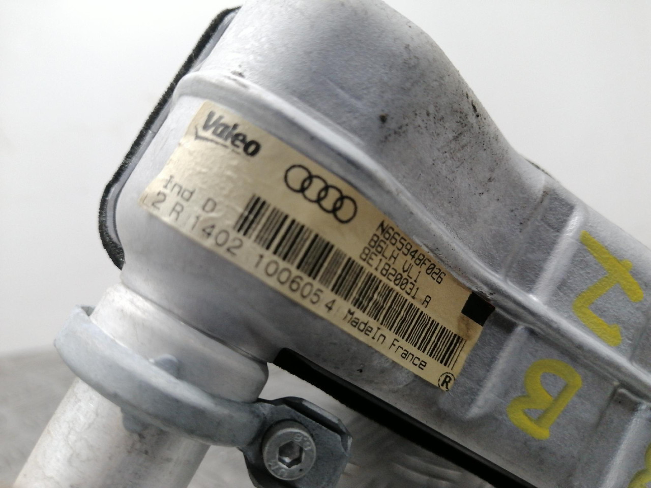 MALI HLADNJAK KABINE A4 B7 (04-08) 8E1820031R DIJELOVI