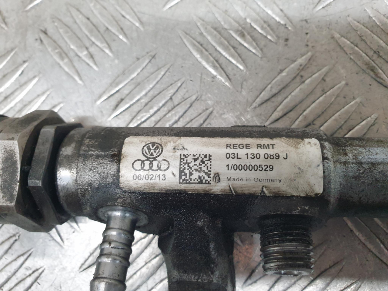RAMPA GORIVA Q3 8U (11-14) CFF 2.0 103kW 03L130089J