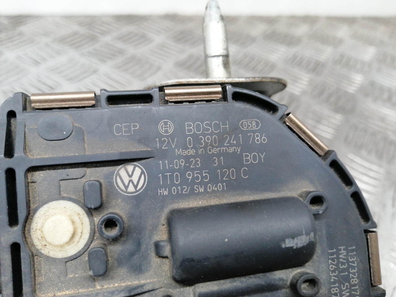 MOTORIC POLUGE BRISACA Touran (03-06) 1T0955024E
