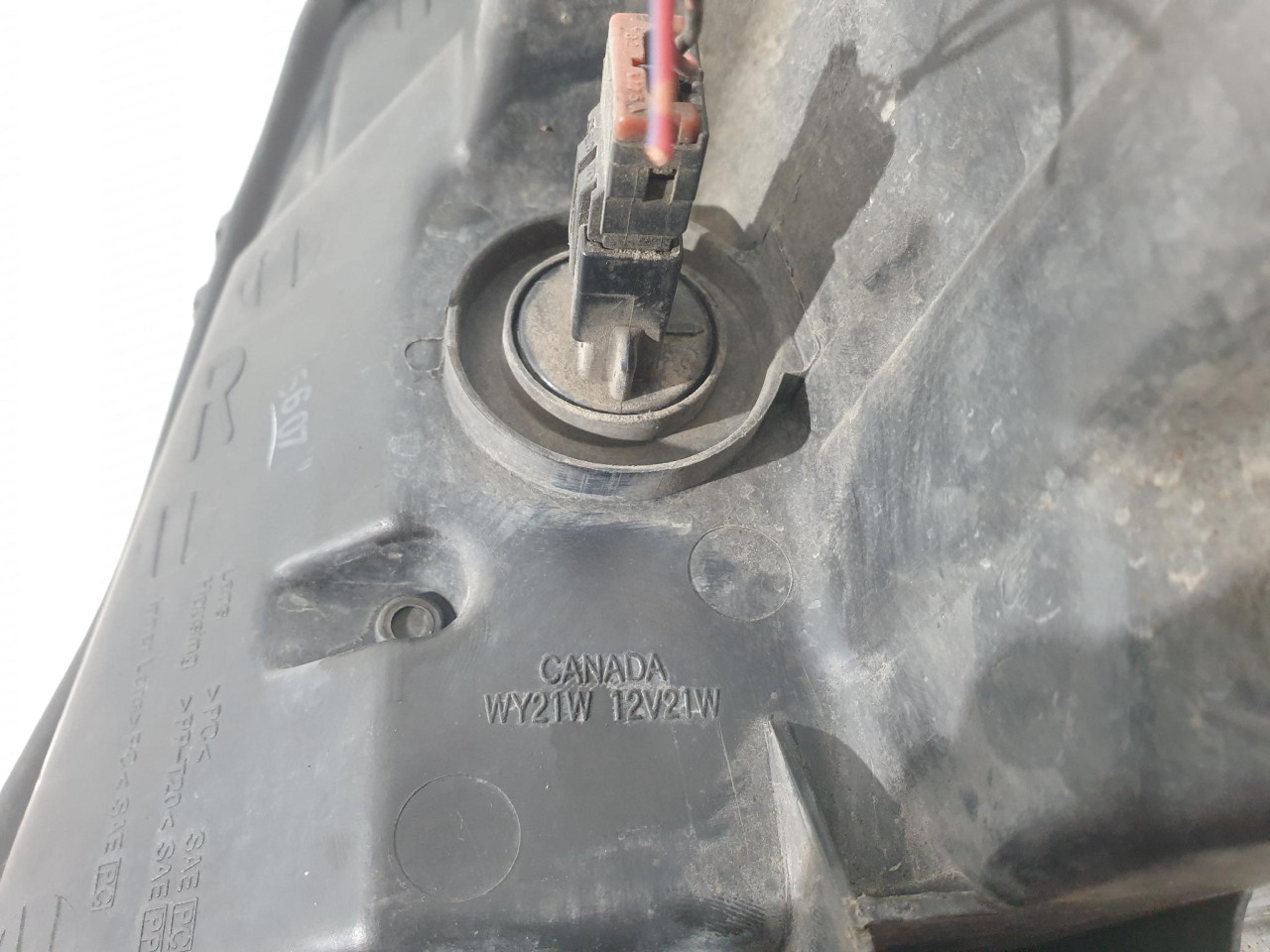 D FAR X-Trail T30 (04-07) WY21W12V21W DIJELOVI