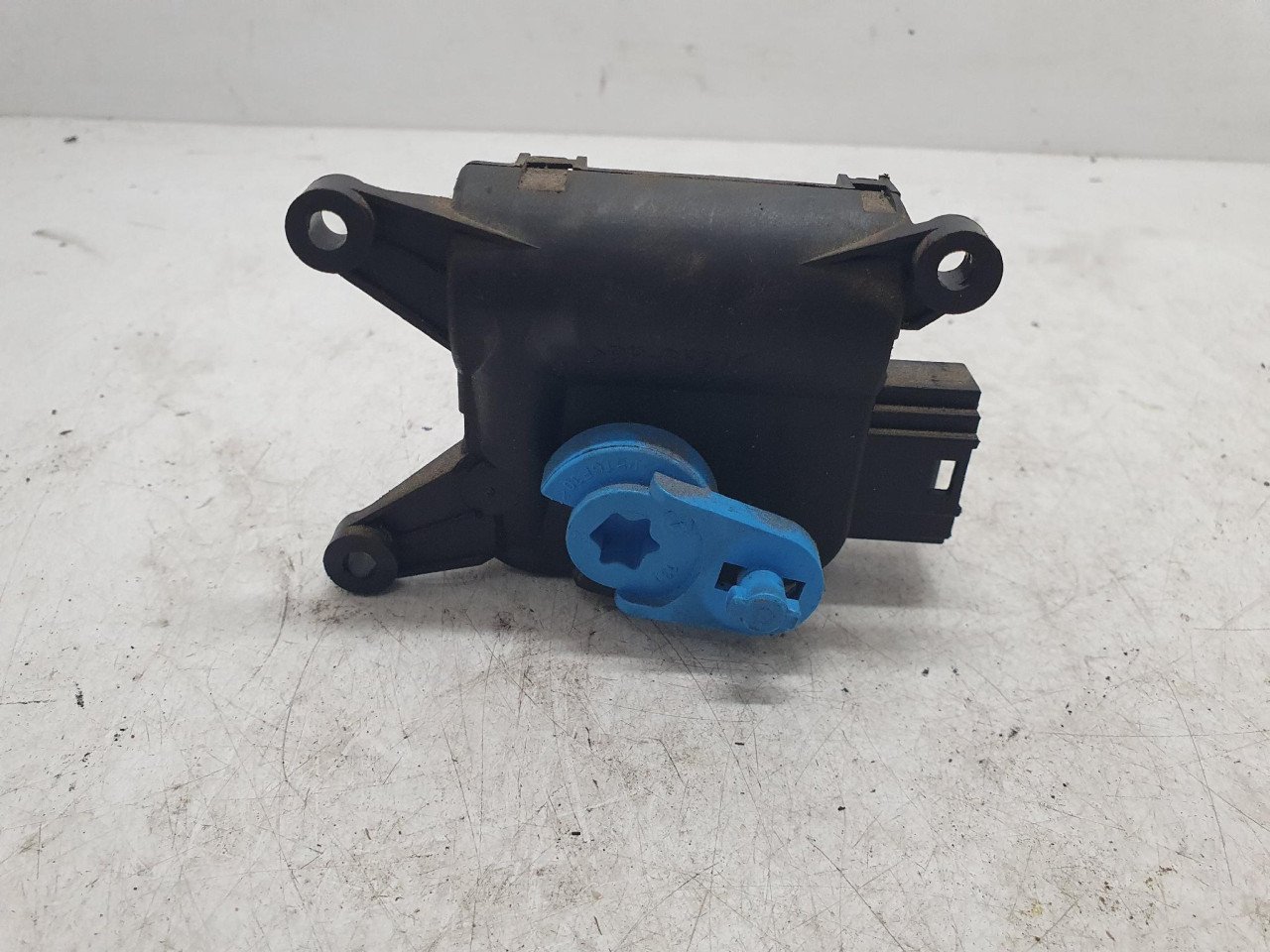 AKTUATOR AC MOTORIC Golf 6 (08-13) 0132801345 DIJELOVI