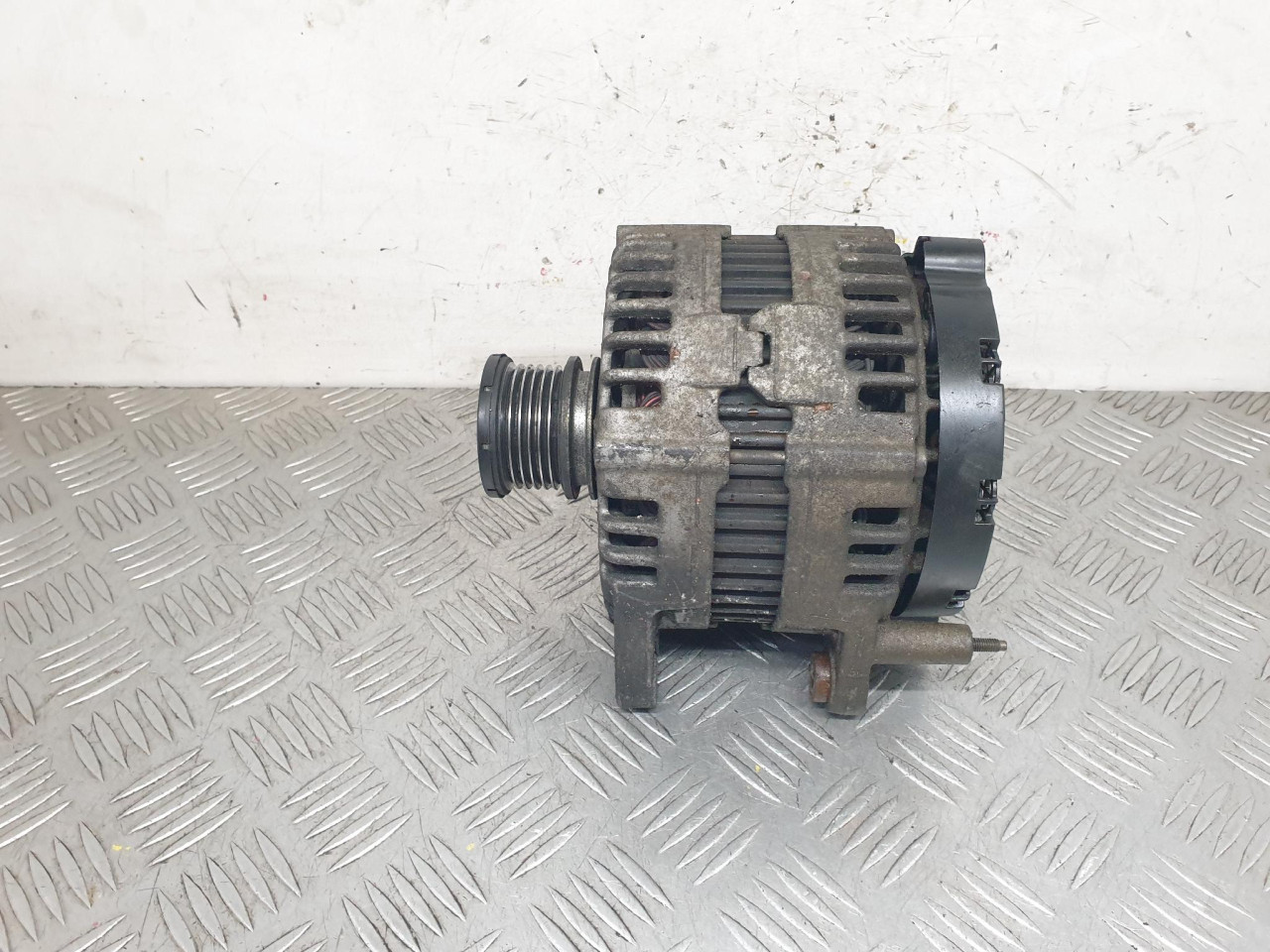 ALTERNATOR A6 4F (08-11) 100kW 03G903016L 0121715077