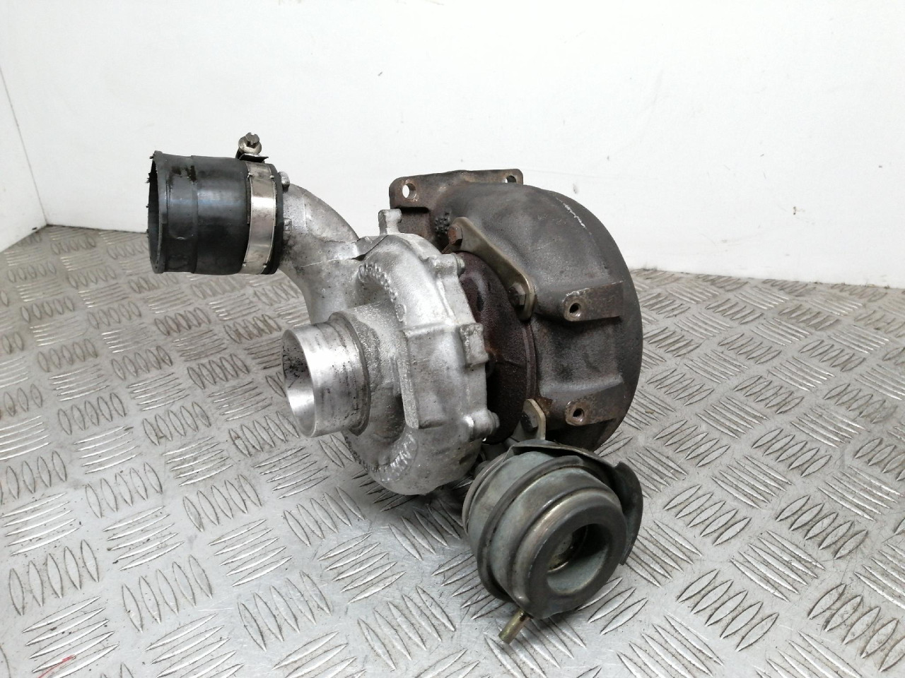 TURBINA A4 B7 (04-08) BDG 2.5 120kW 059145701S DIJELOVI