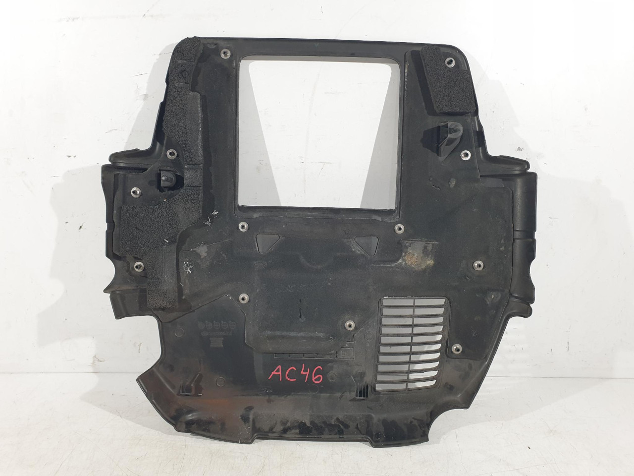 POKLOPAC MOTORA Impreza (07-12) 2.0 110kW 14026AA020