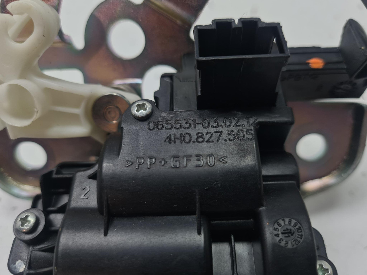BRAVA GEPEKA A6 4G (10-14) 4H0827505 DIJELOVI