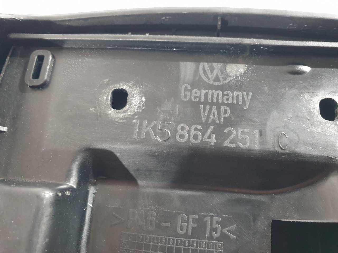 NASLONJAC ZA RUKU NASLON Golf 6 (08-13) 1K5864251C