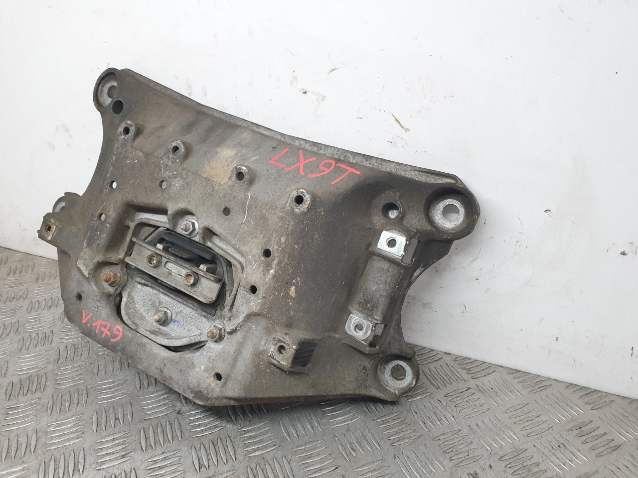 NOSAC MOTORA / MJENJACA A6 4G (10-14) 8K0399263AT
