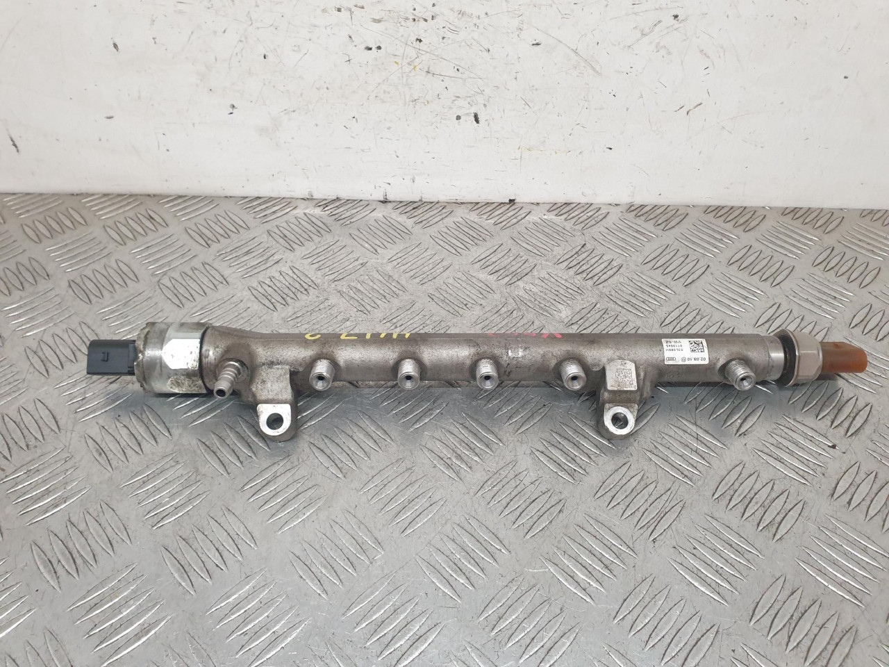 RAMPA GORIVA Golf 6 (08-13) CAY 1.6 77kW 03L089H