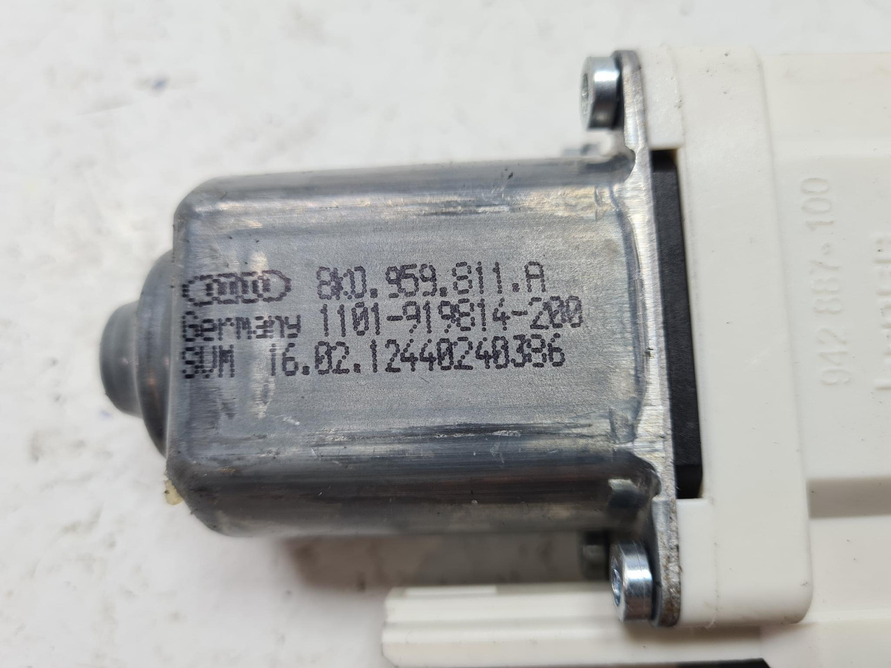 ZL MOTORIC PODIZACA A6 4G (10-14) 8K0959811A DIJELOVI