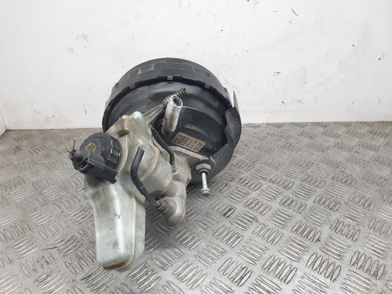 SERVO DOBOS Pasat 7 (10-15) 3C2614105AD DIJELOVI
