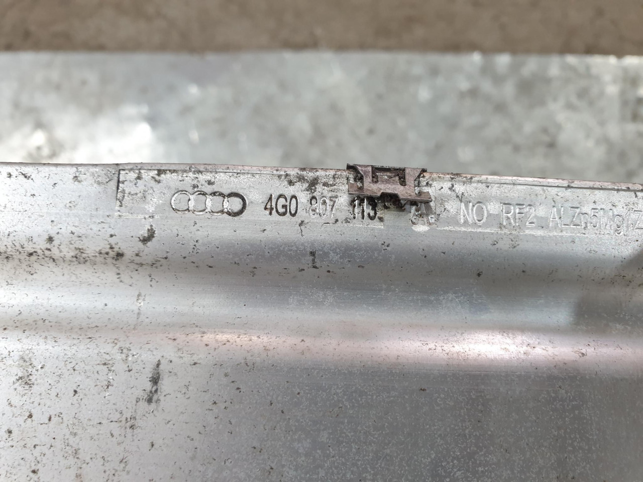 PREDNJA GREDA SINA A6 4G (10-14) 4G0807113A DIJELOVI