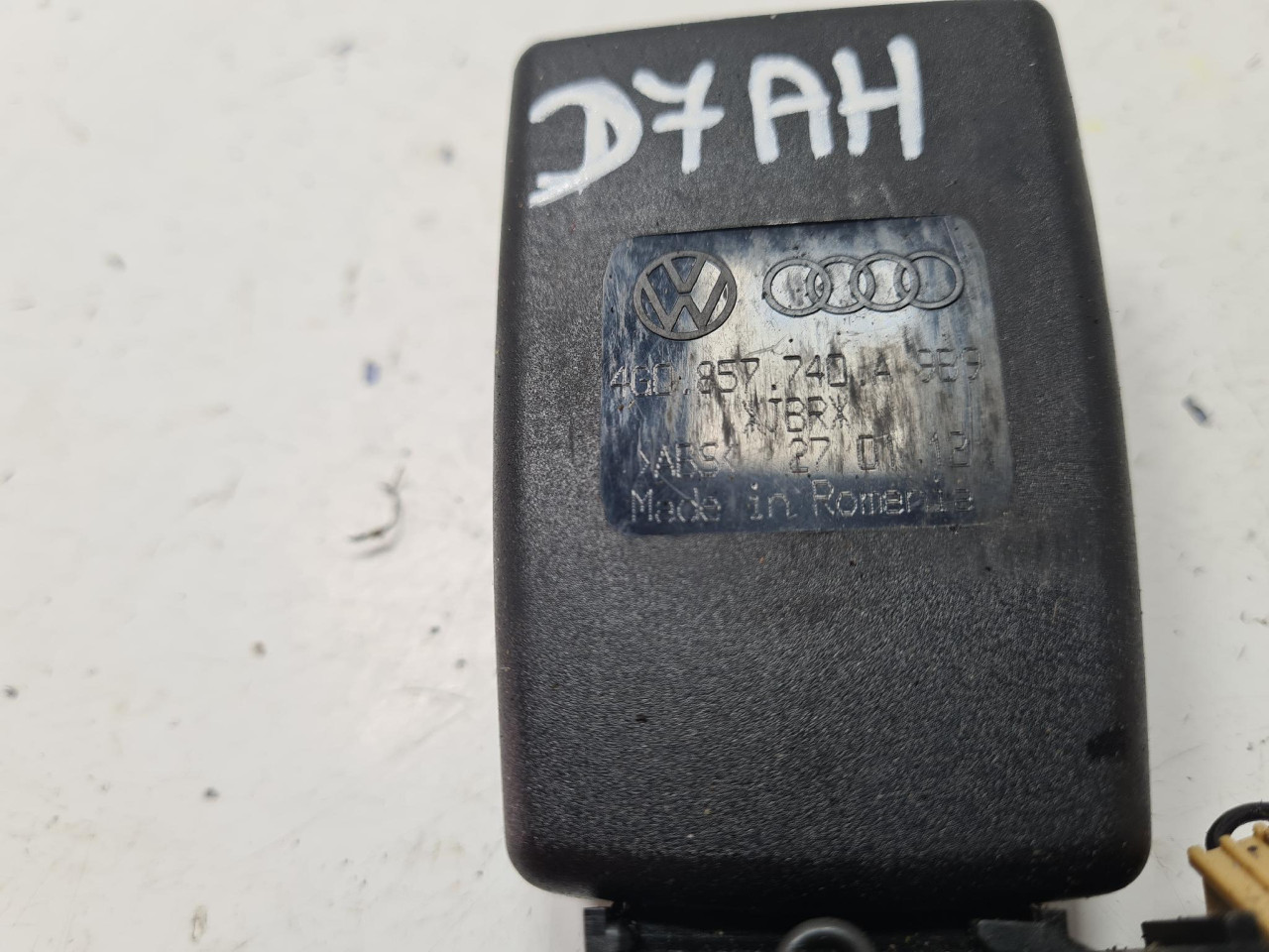 ZD UTIKAC POJASA A6 4G (10-14) 4G0857740A DIJELOVI