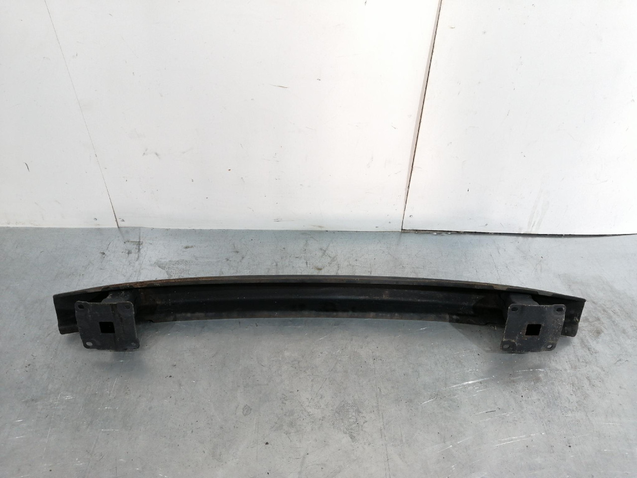 ZADNJA SINA GREDA Fabia 6Y (99-04) 6Y9807305 DIJELOVI