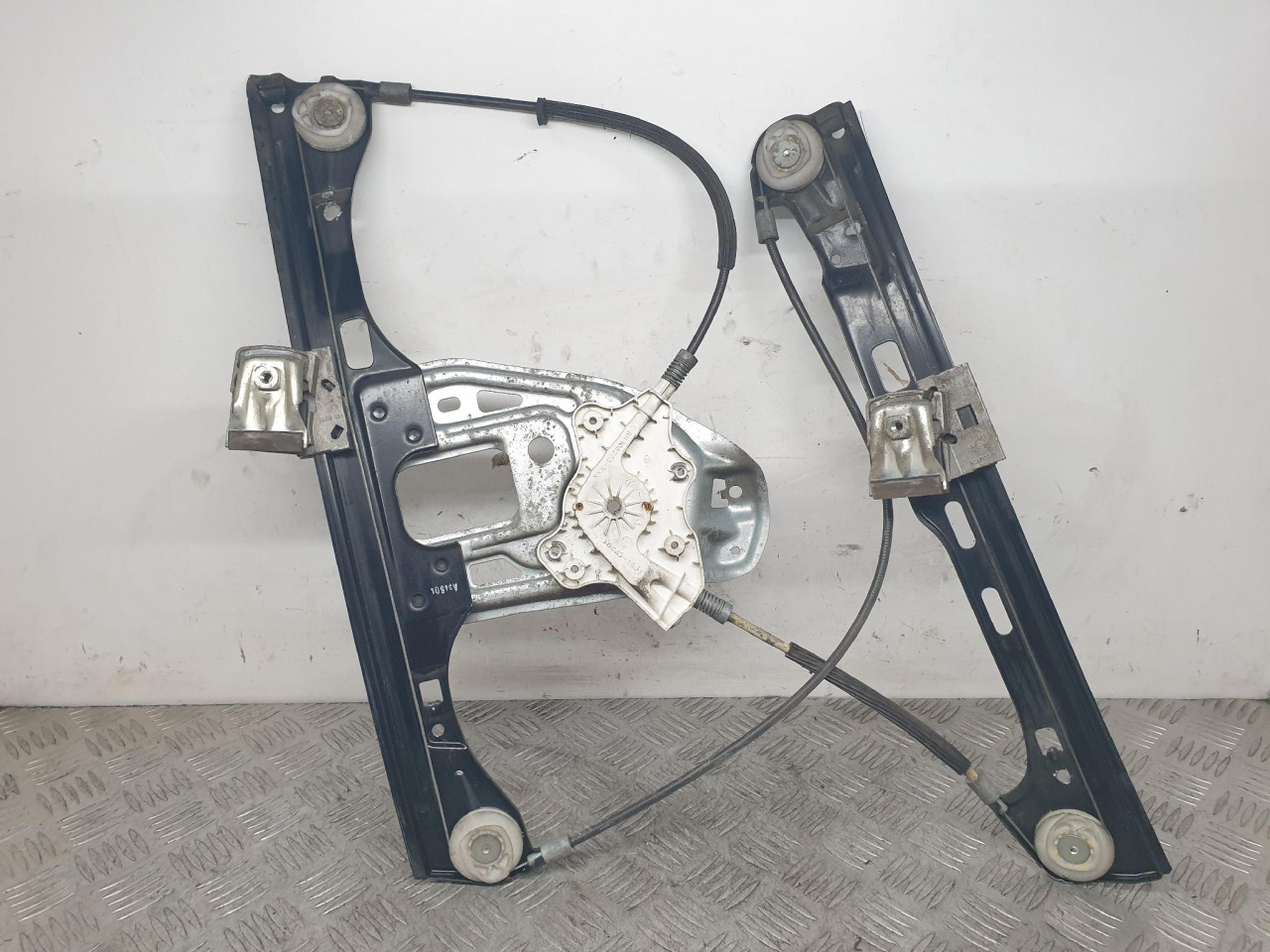 PD PODIZAC STAKLA C W203 (04-07) DIJELOVI