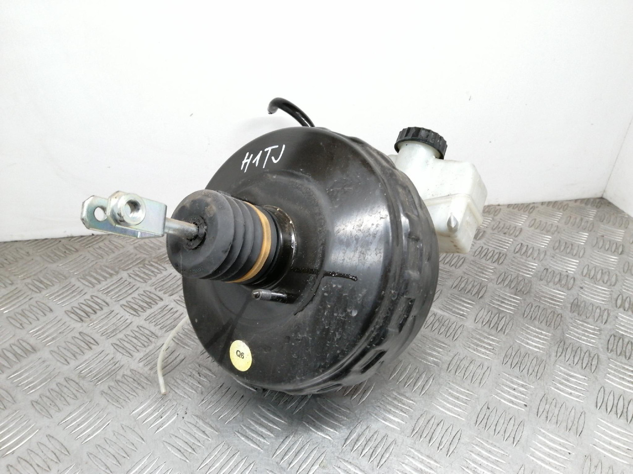 SERVO DOBOS C W204 (07-11) A2044301230 DIJELOVI