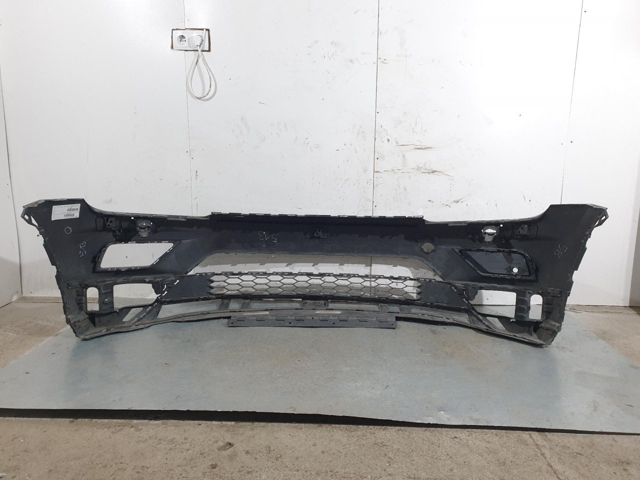 PREDNJI BRANIK Tiguan (16-20) 5NA807221 DIJELOVI