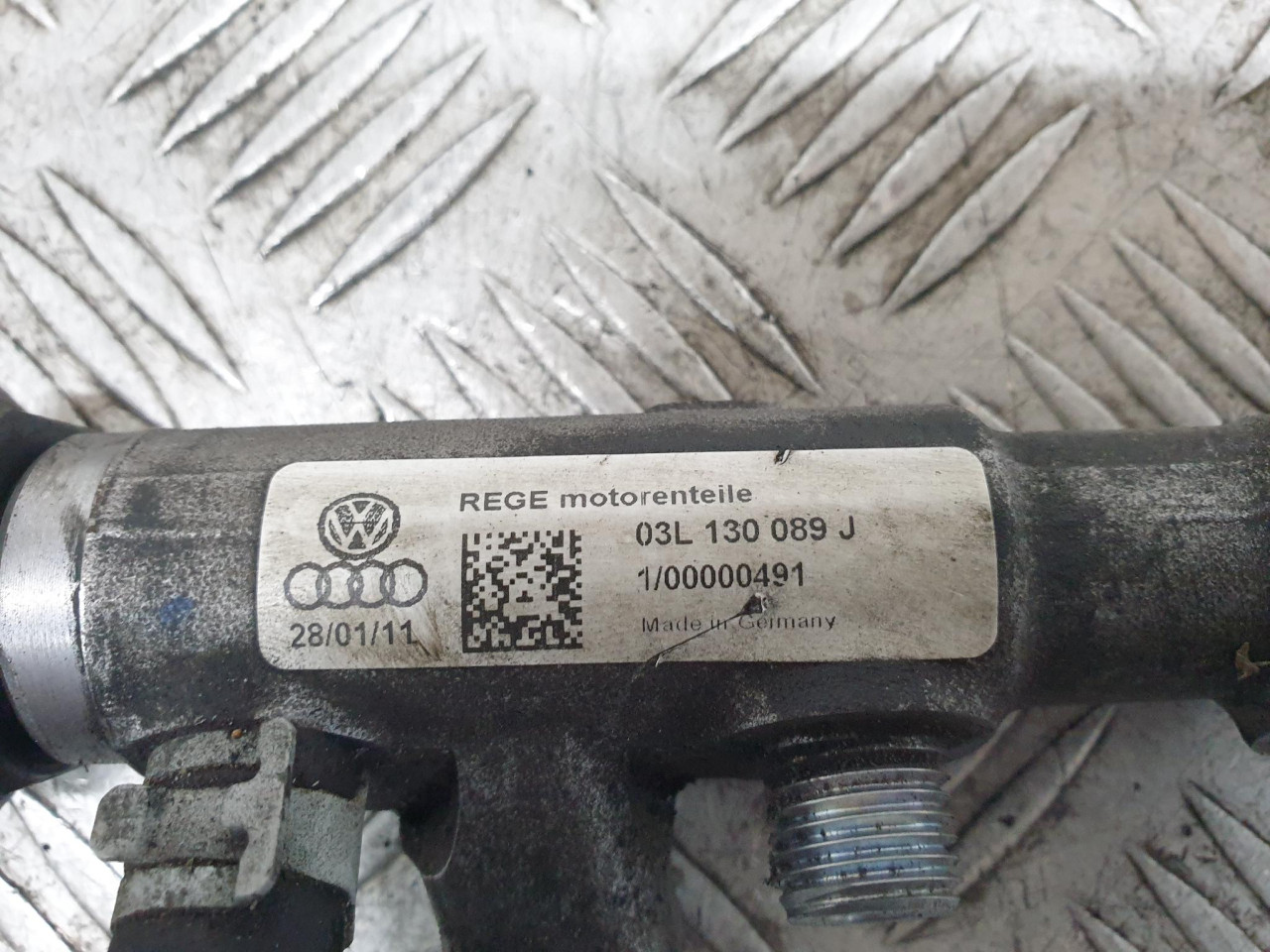 RAMPA GORIVA Pasat 7 (10-15) CFF 2.0 103kW 03L130089J