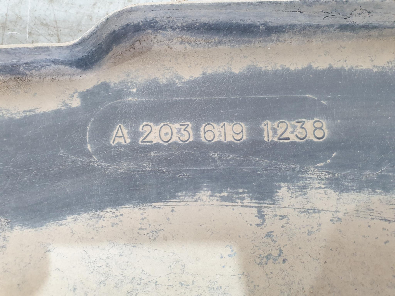 D PODNA ZASTITA C W203 (04-07) A2036191238 DIJELOVI