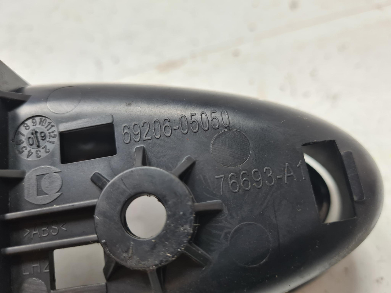ZL RUCKA TAPACIRUNGA Avensis (09-11) 6920605050