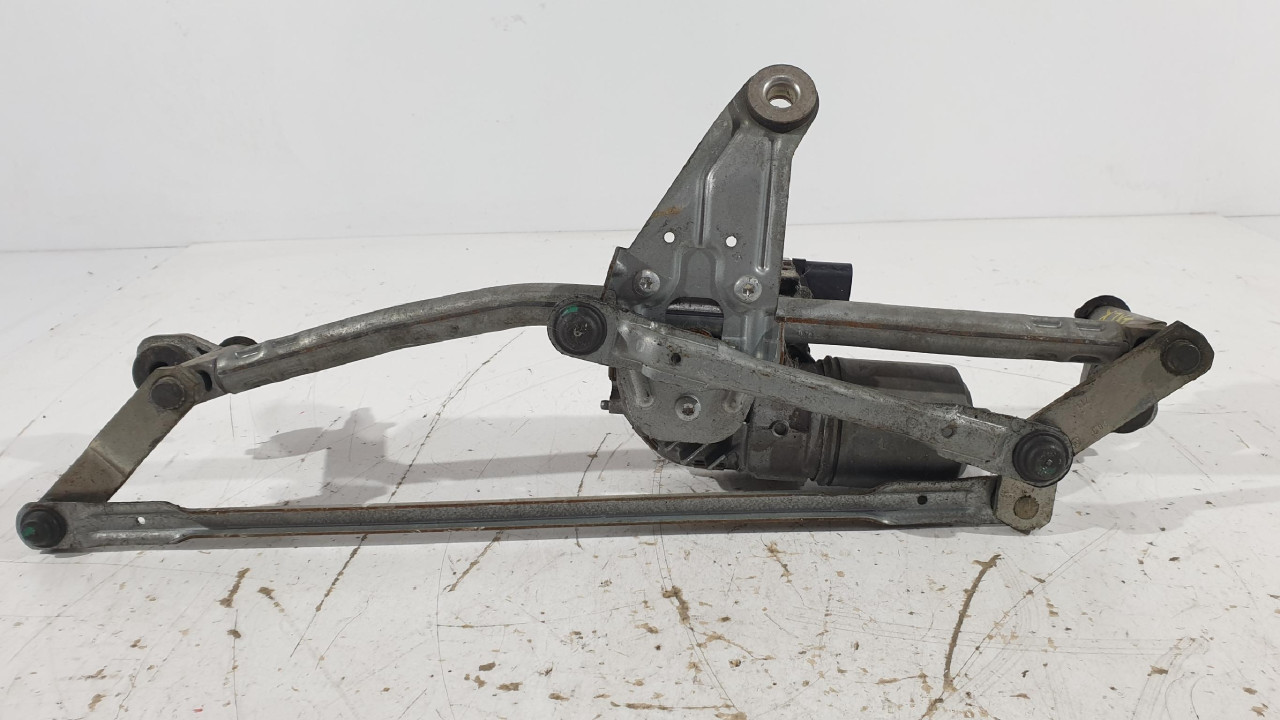 MOTORIC POLUGE BRISACA Superb (13-15) 3T1955119B