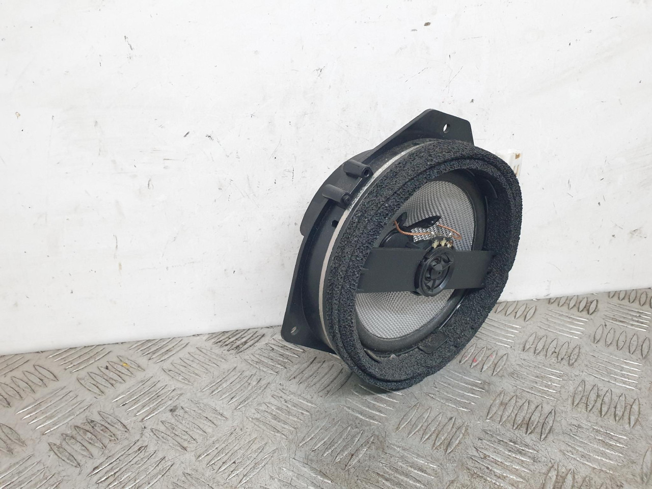 ZVUCNIK Impreza (07-12) 86301FG050 DIJELOVI