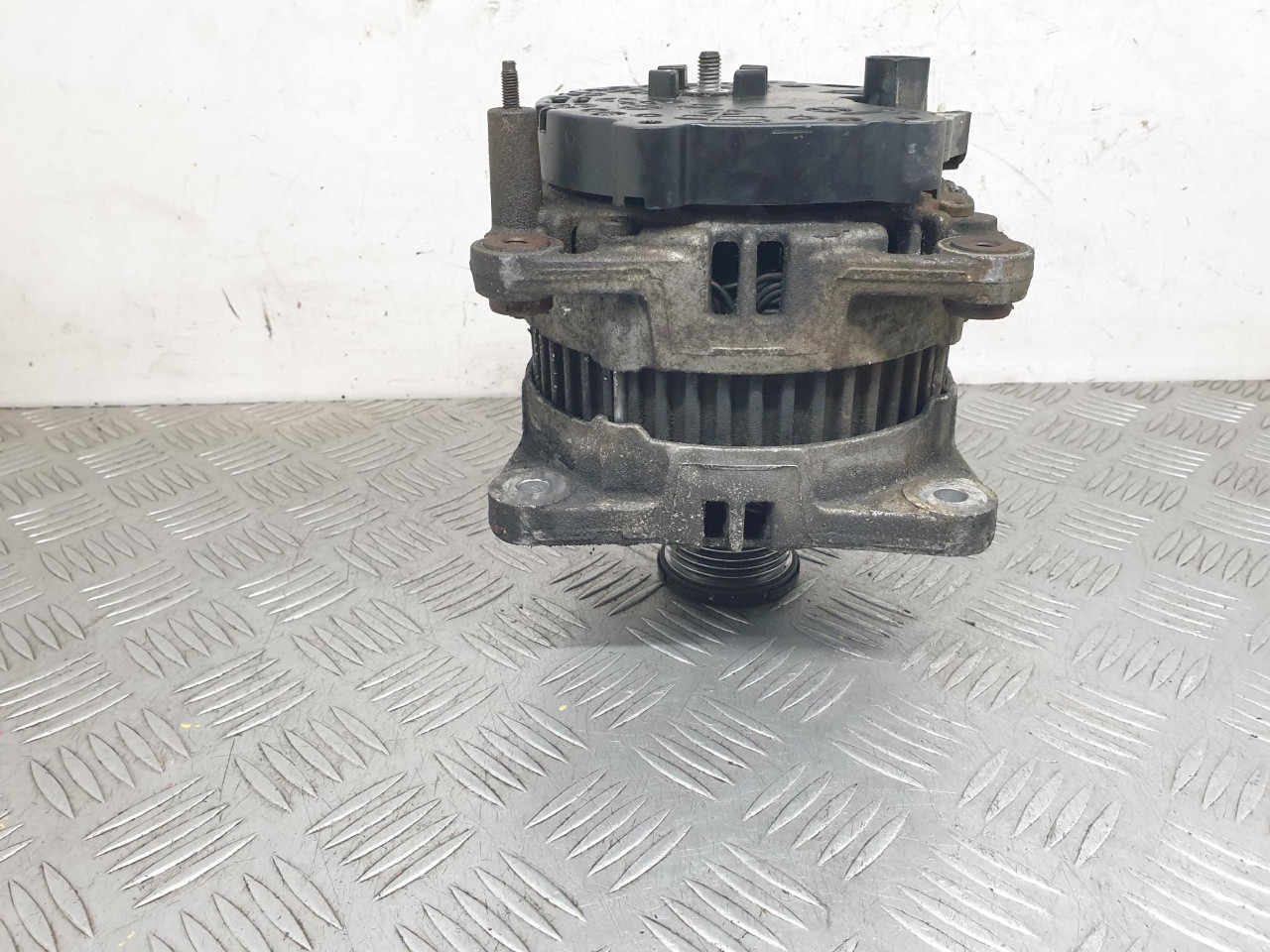 ALTERNATOR A6 4F (08-11) 100kW 03G903016L 0121715077