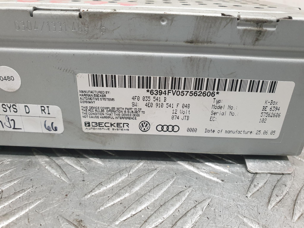 ELEKTRONIKA MODUL A6 4F (04-08) 4F0035541B 4E0910541F